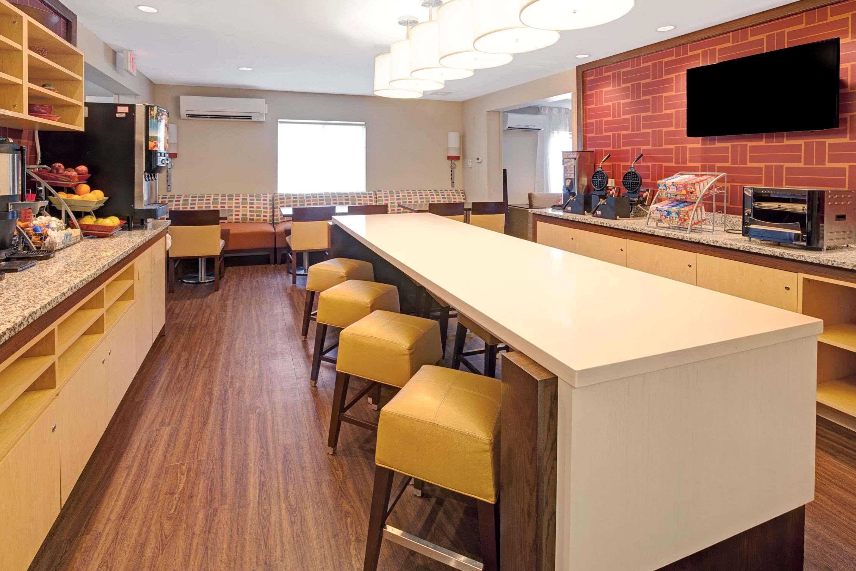 Mainstay Suites Northbrook Вілінг Екстер'єр фото